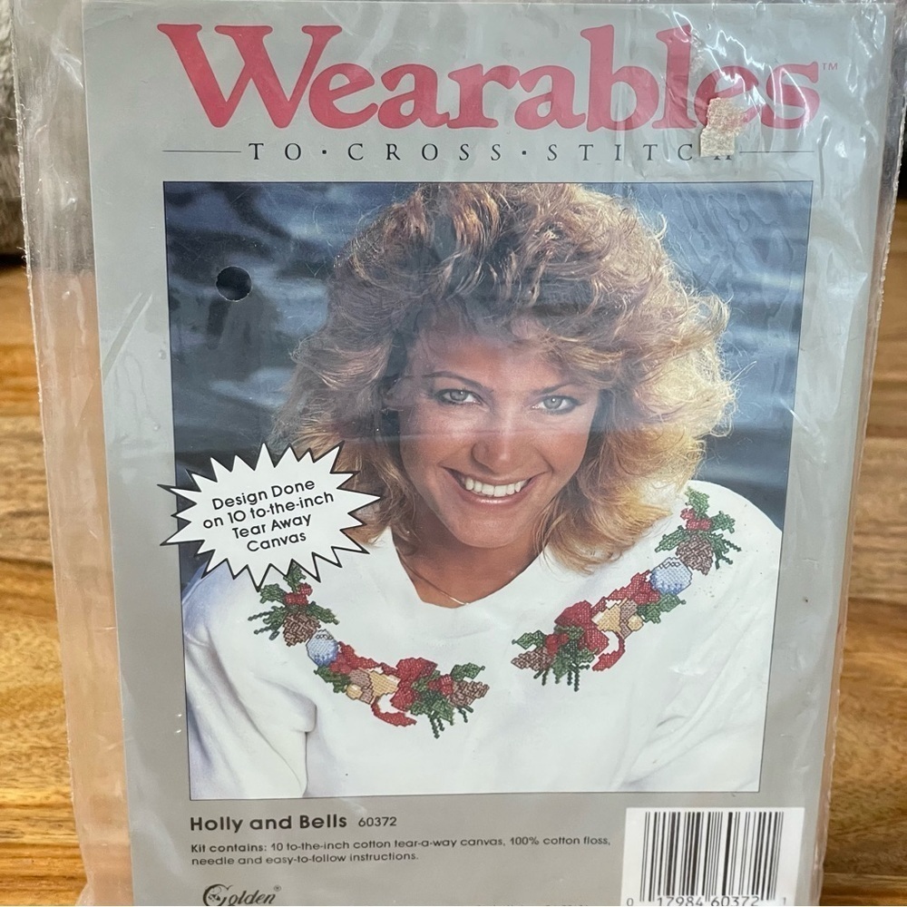 Wearables Cross Stitch, Christmas Holly‎ and Bells #60372 Golden Bee Made in USA